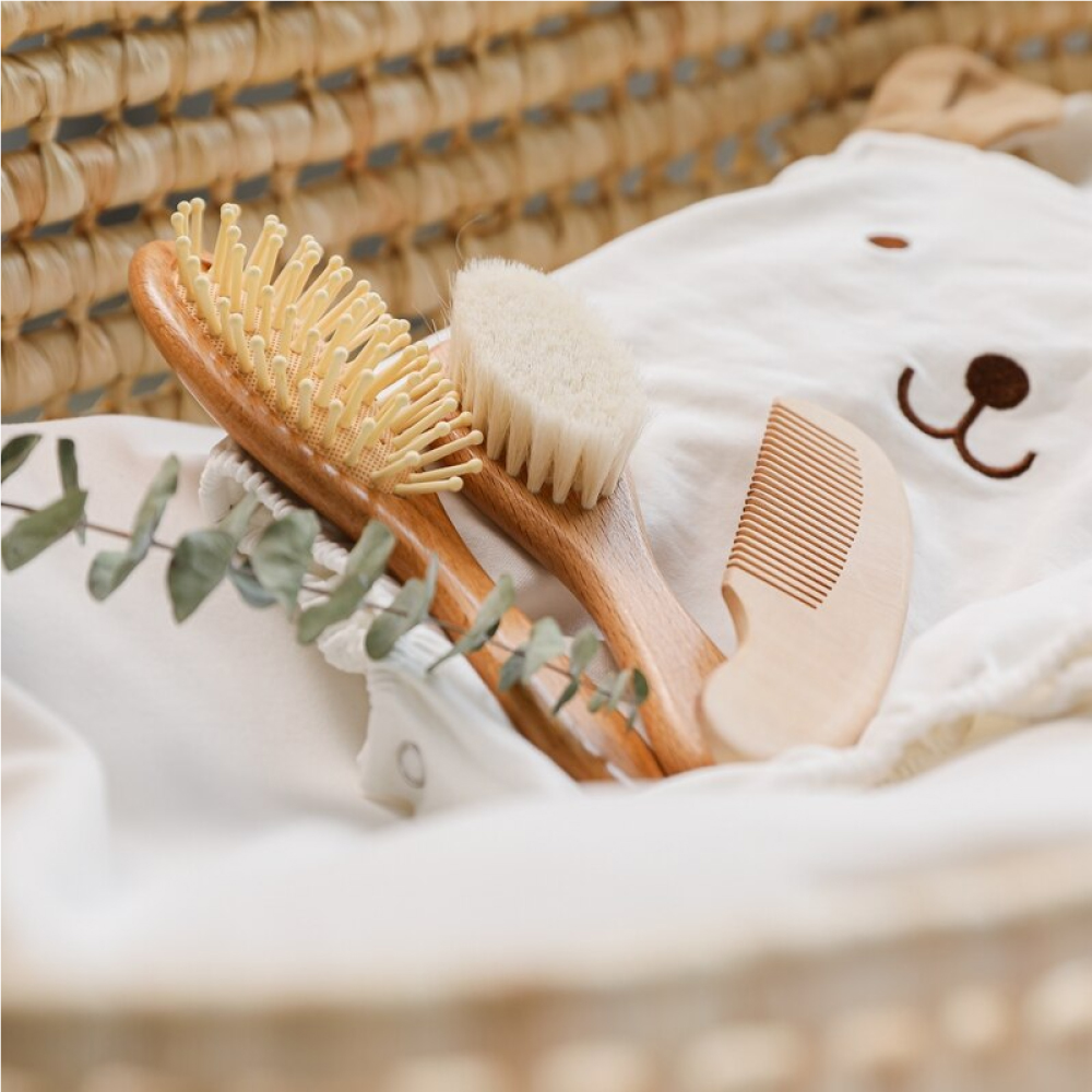 Brosse et miroir pour bébé en bois