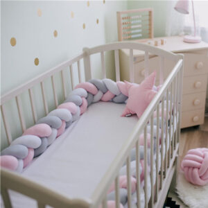 tour de lit bébé décoration chambre tresse