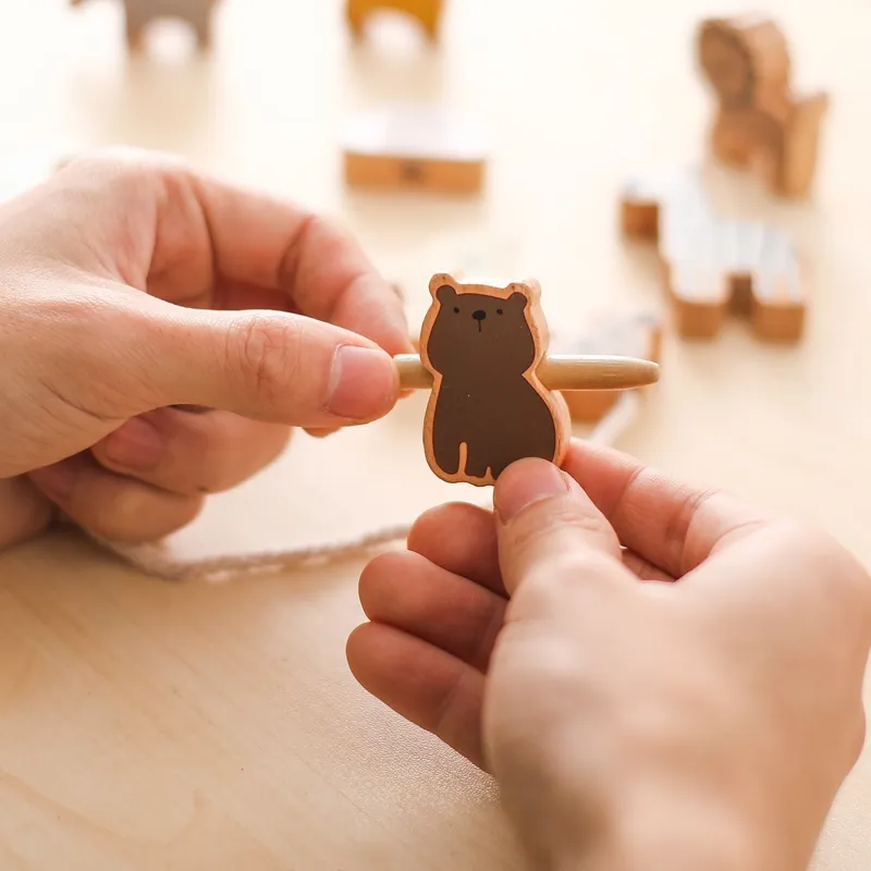 perles a enfiler en bois bébé animaux